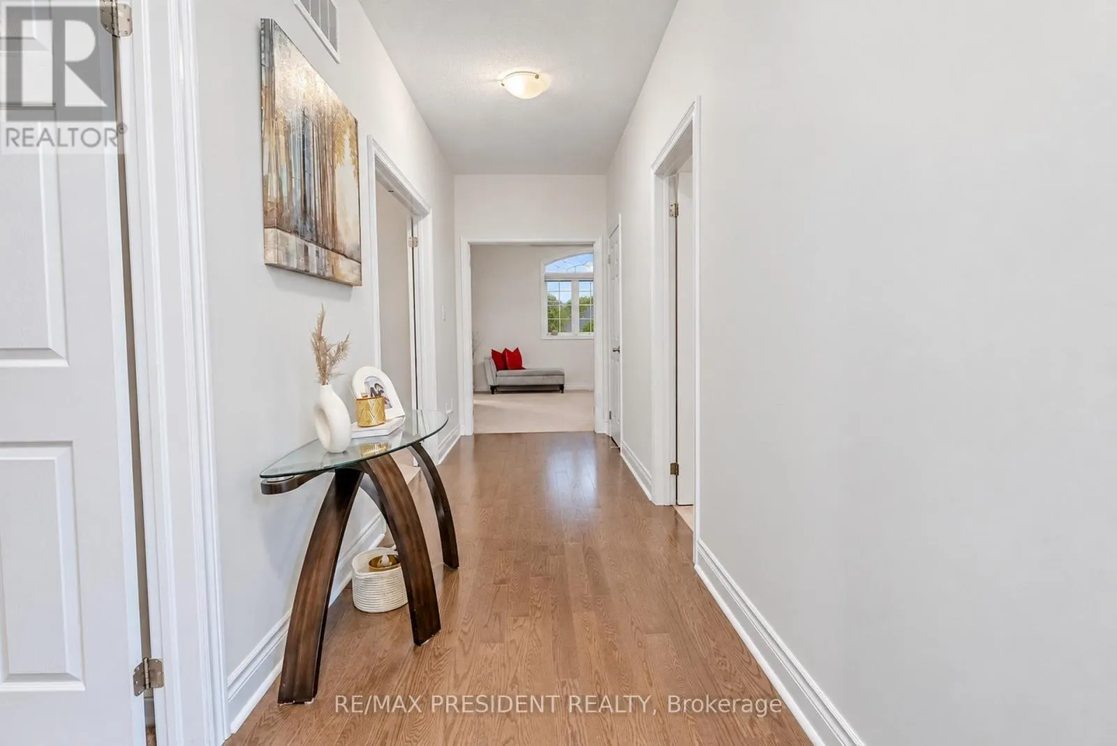 31 MONARCH DRIVE