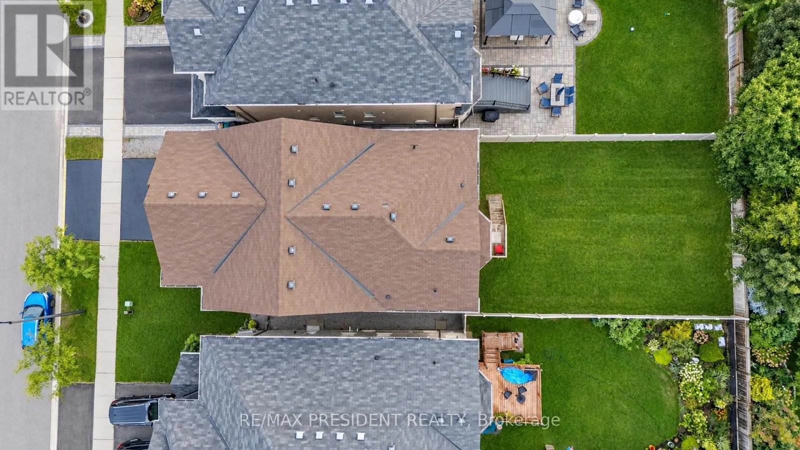 31 MONARCH DRIVE
