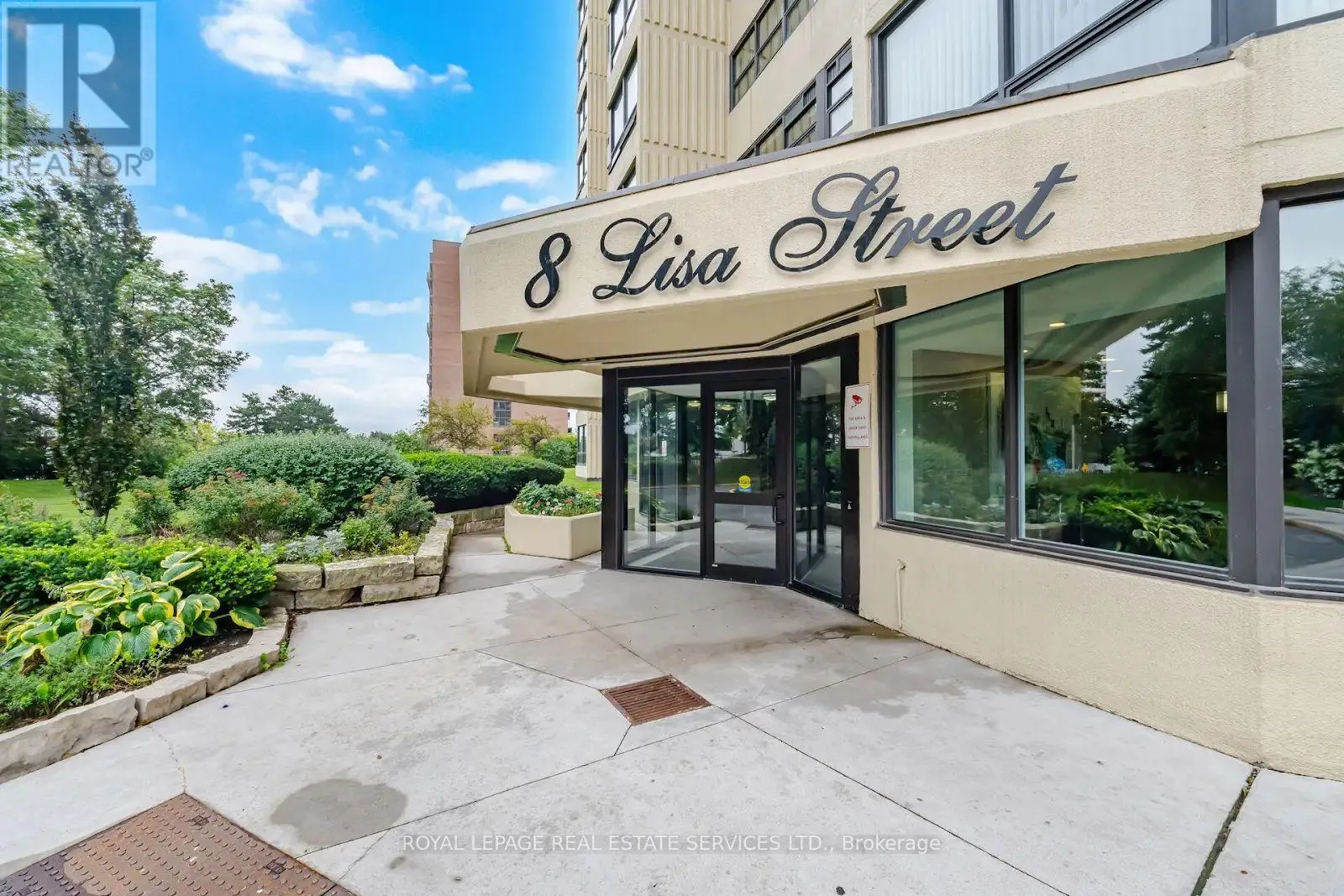 306 - 8 LISA STREET