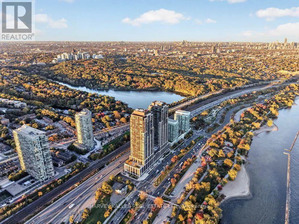 PH01 - 1928 LAKESHORE BOULEVARD W