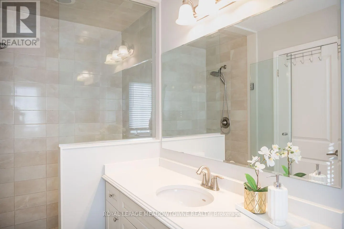 442 BLINCO TERRACE