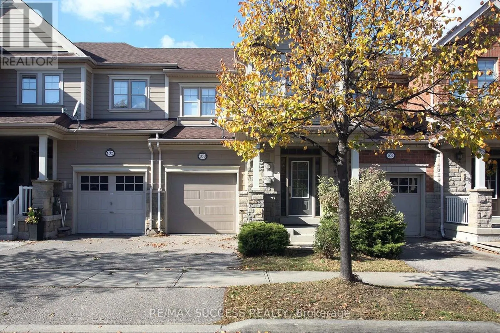 103 DONOVAN HEIGHTS