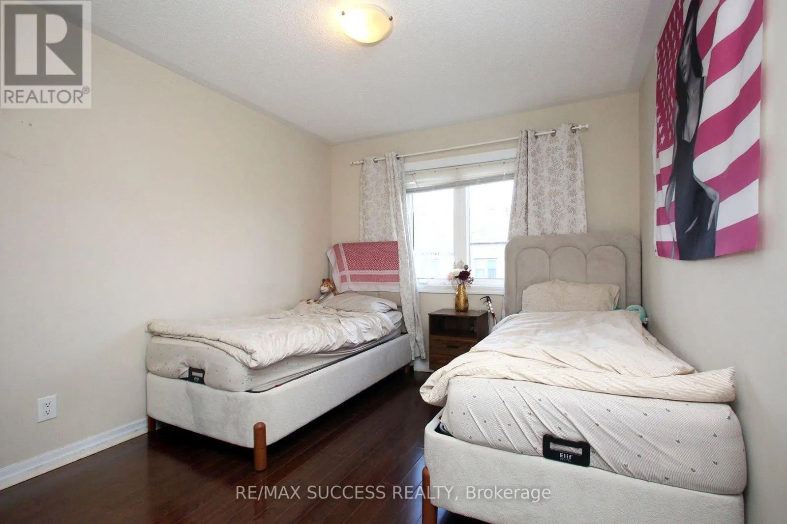 103 DONOVAN HEIGHTS