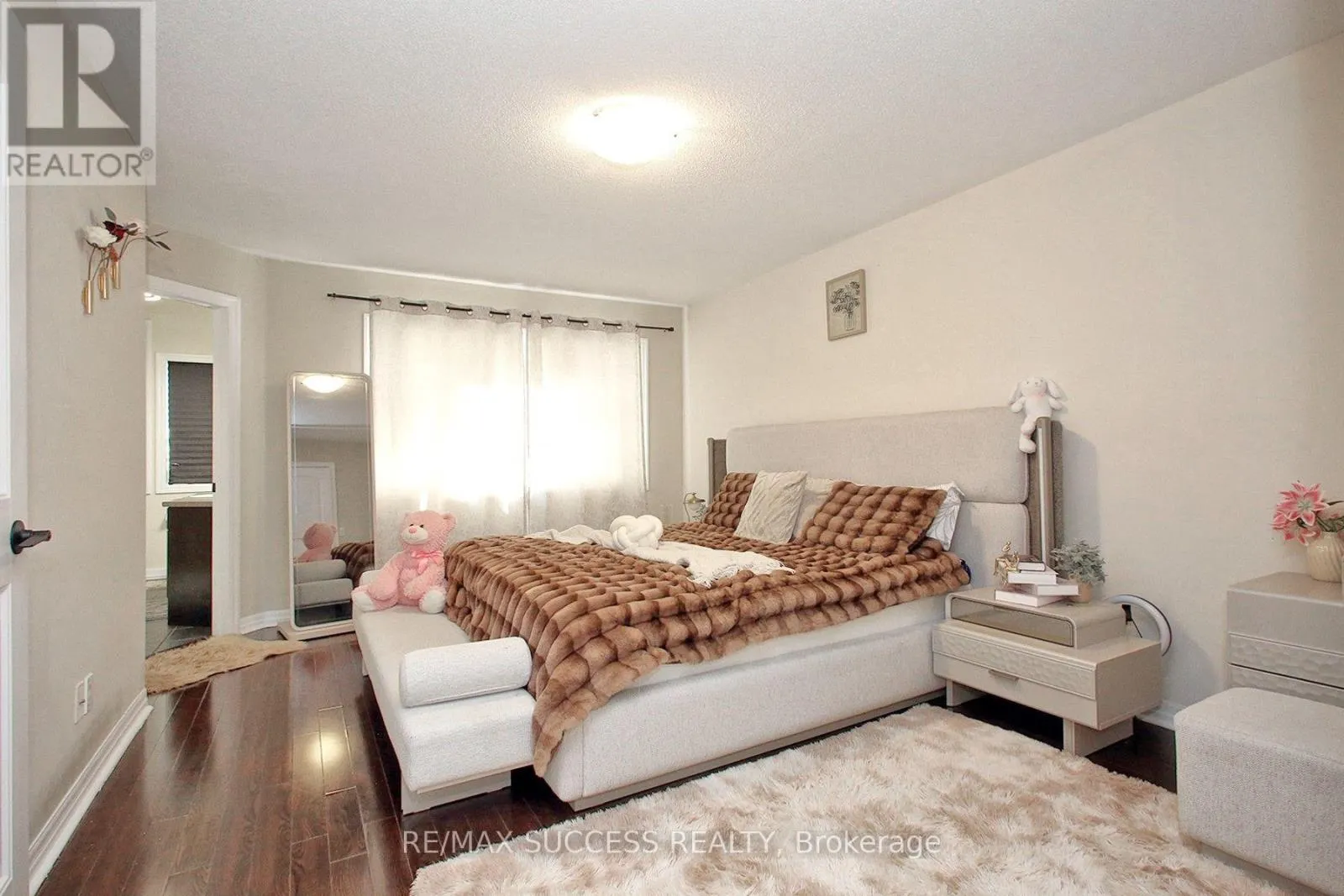 103 DONOVAN HEIGHTS