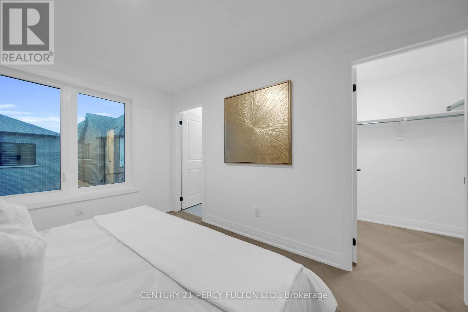 6 - 6635 CLOCK COURT