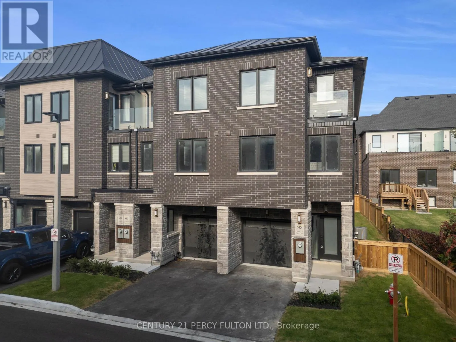 6 - 6635 CLOCK COURT