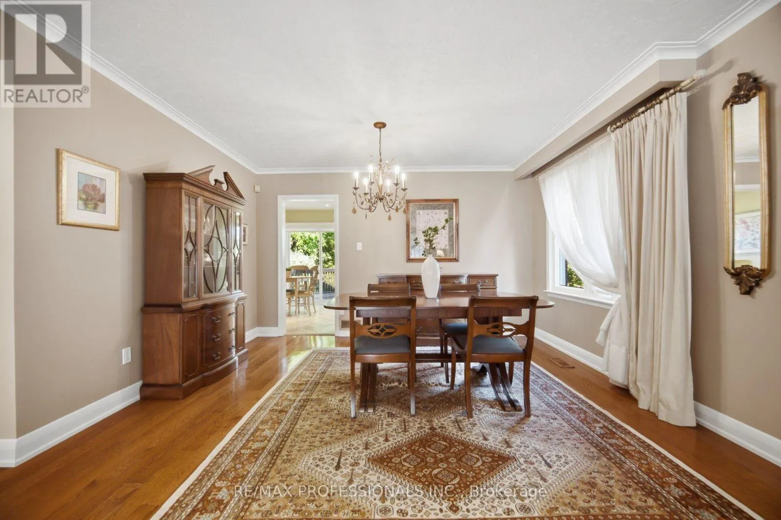 14 STRATHDEE DRIVE