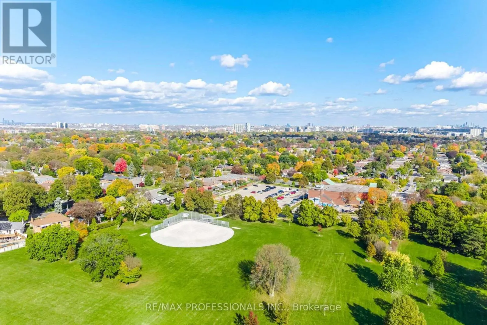 14 STRATHDEE DRIVE