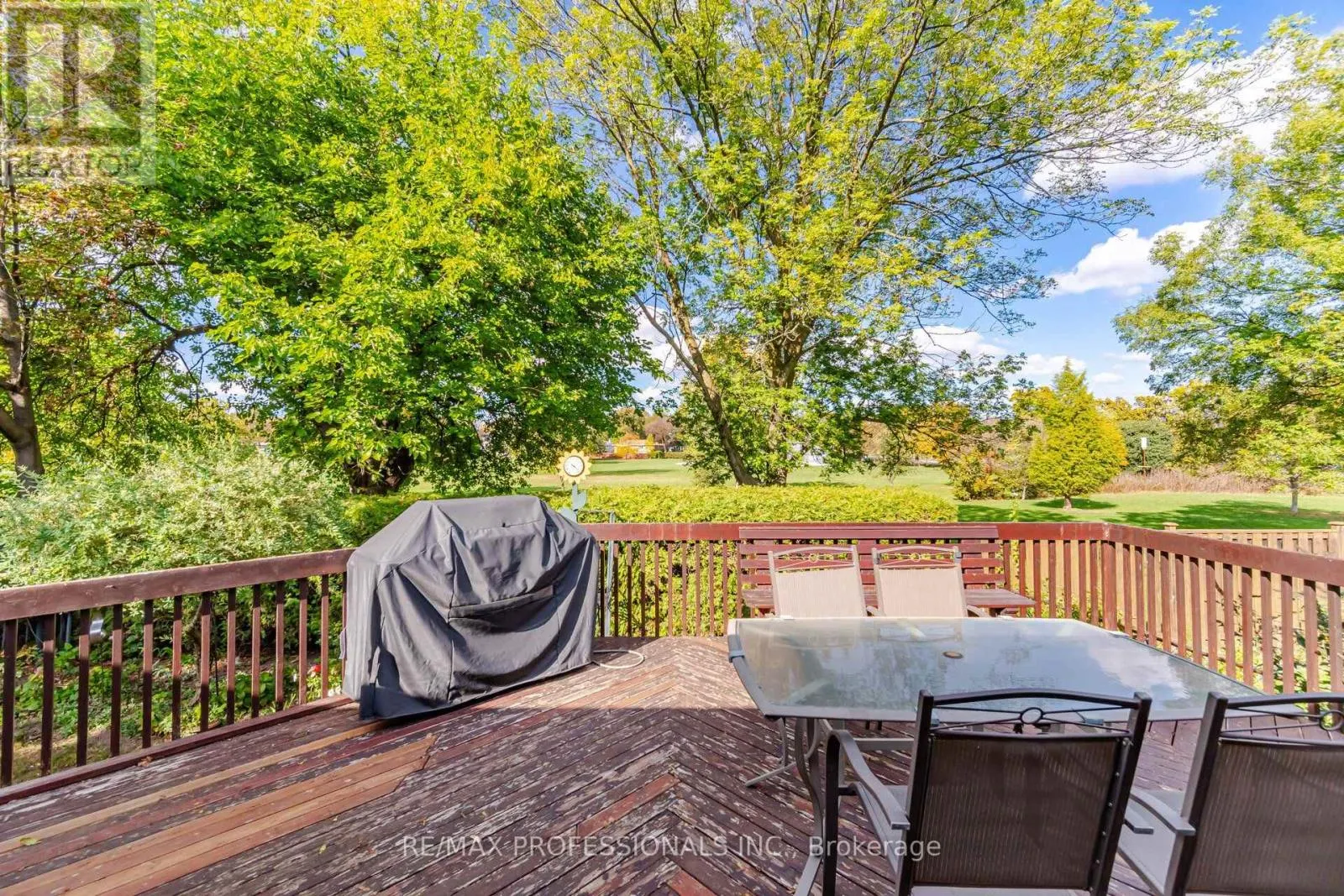 14 STRATHDEE DRIVE
