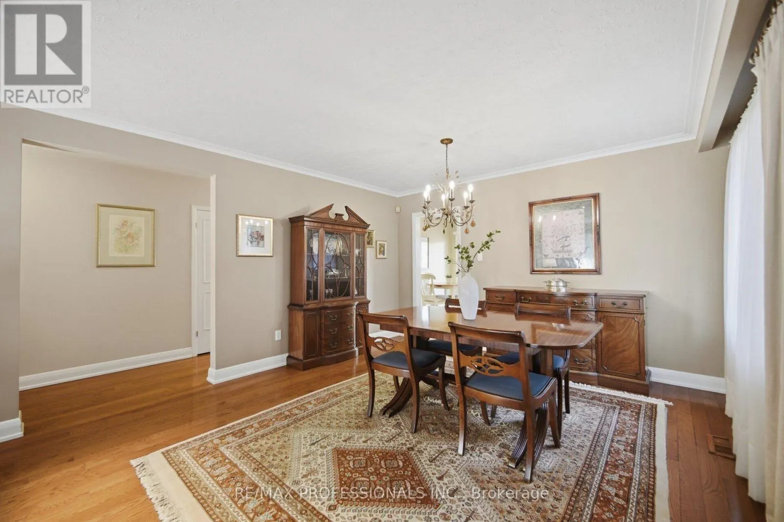 14 STRATHDEE DRIVE