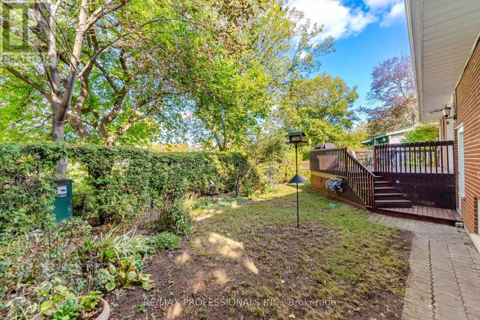 14 STRATHDEE DRIVE