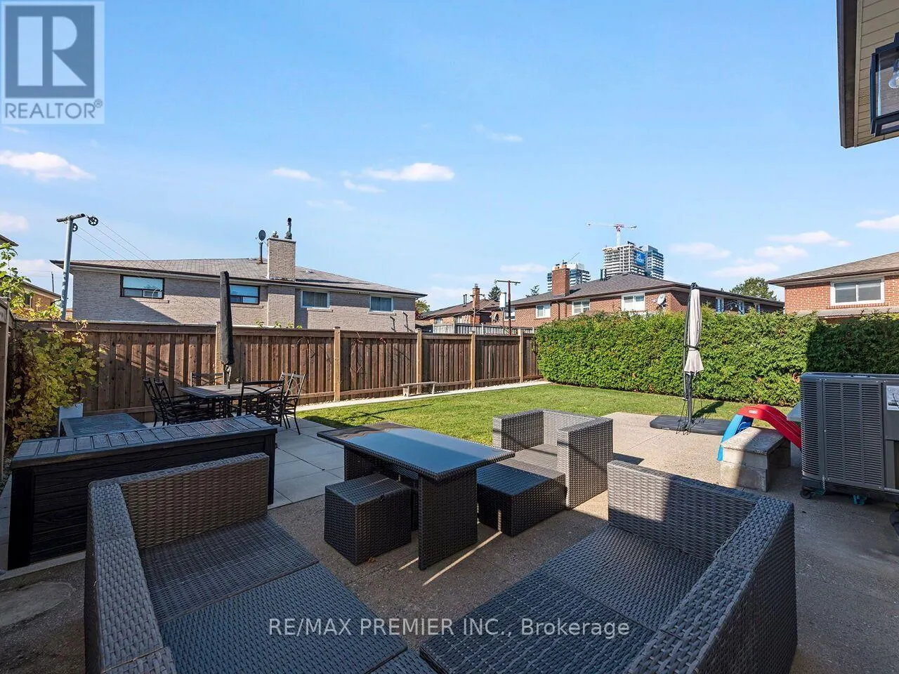 10 BRUNO COURT