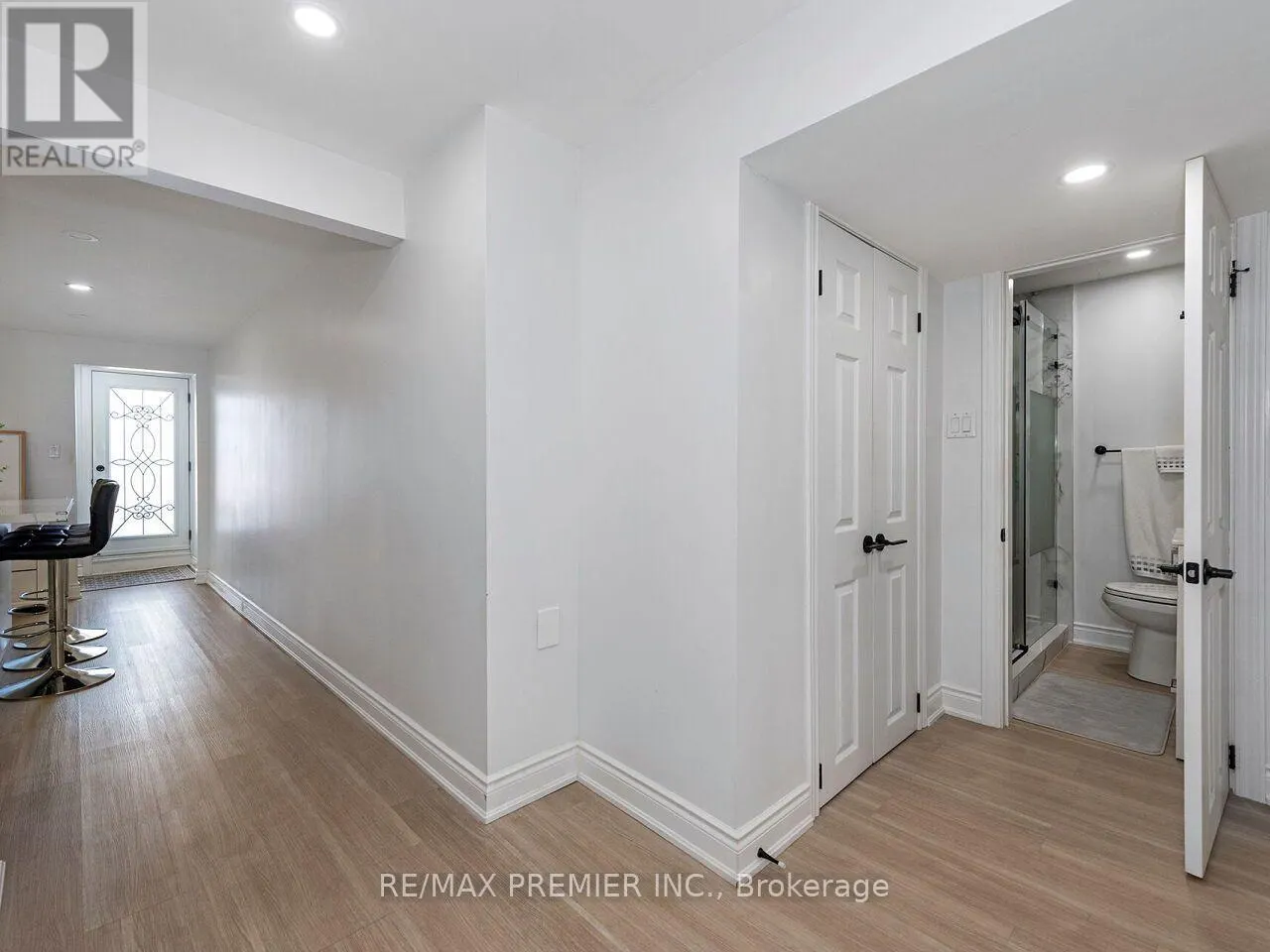 10 BRUNO COURT