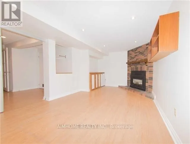 1613 PARISH LANE
