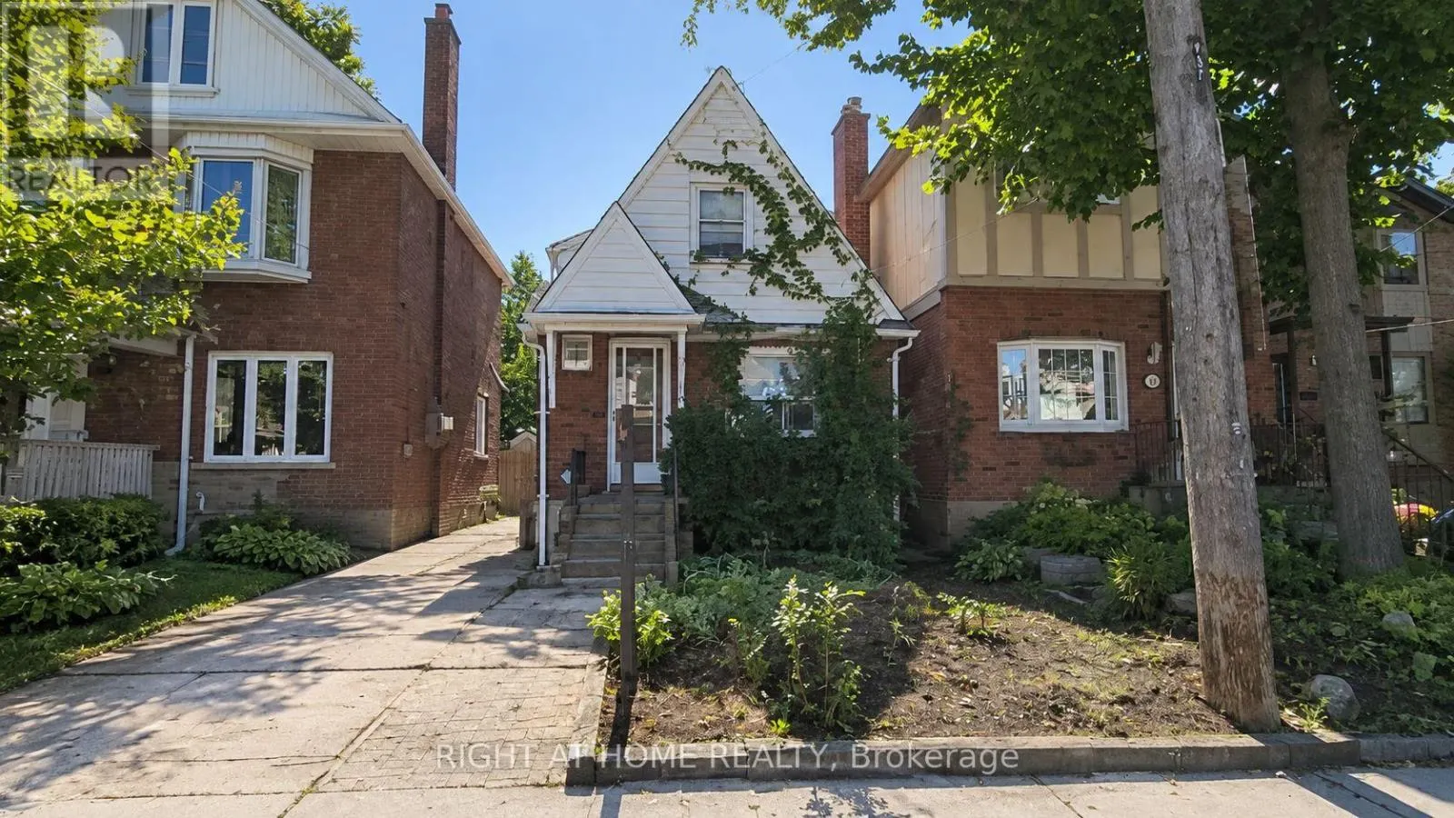 37 DEFOREST ROAD E