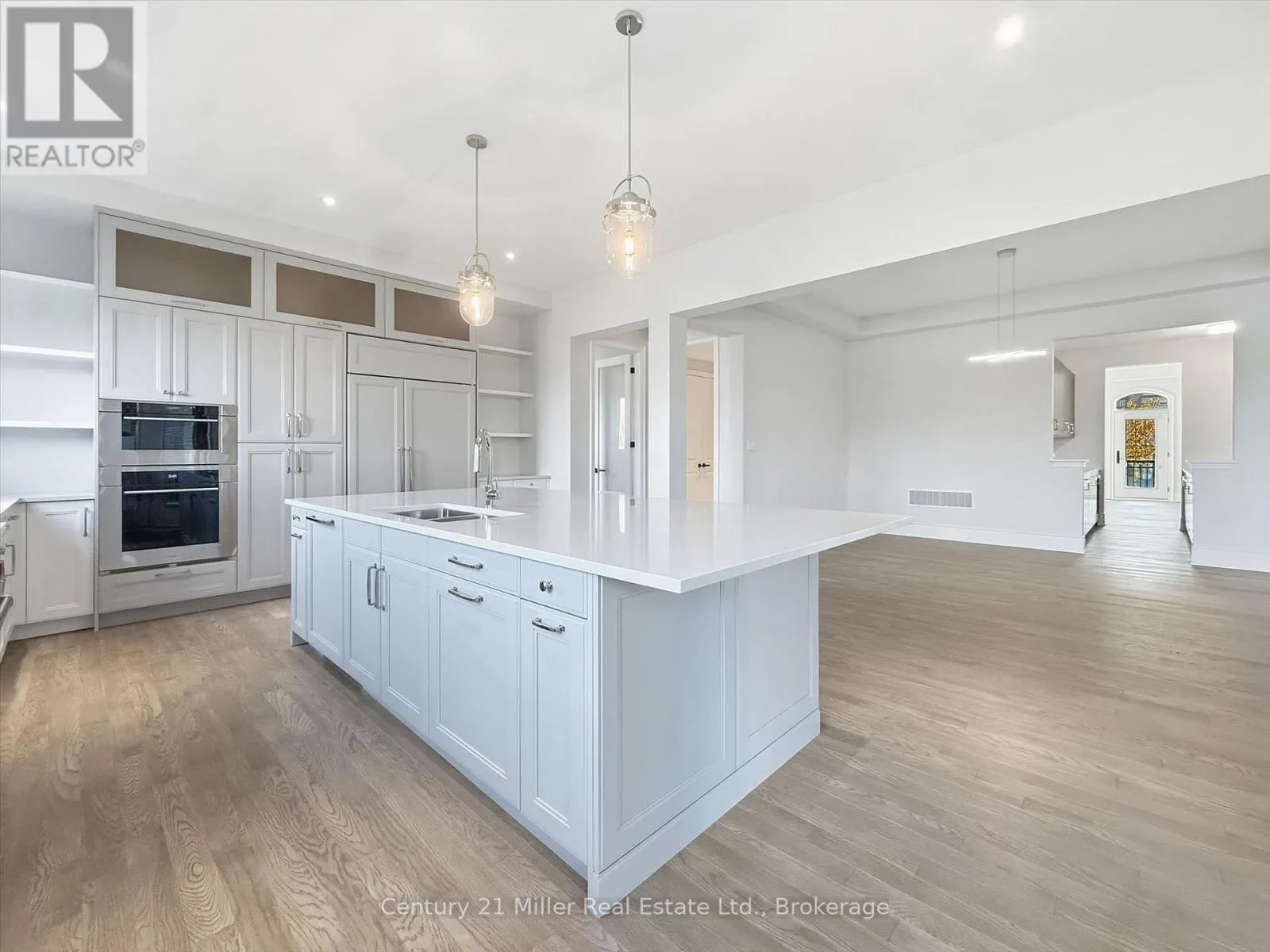 2339 HYACINTH CRESCENT