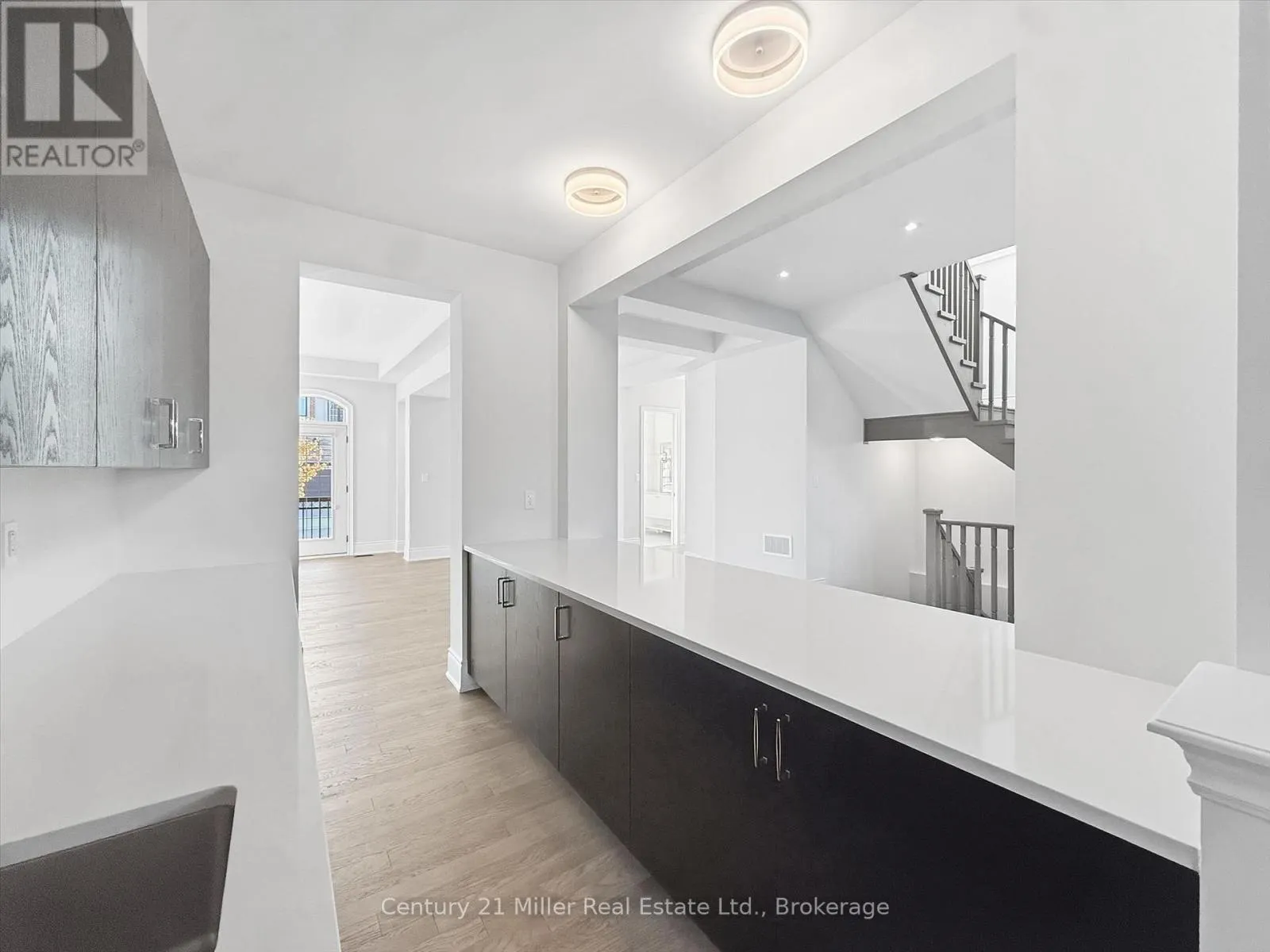 2339 HYACINTH CRESCENT