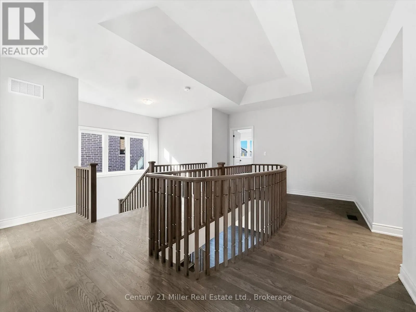 2339 HYACINTH CRESCENT