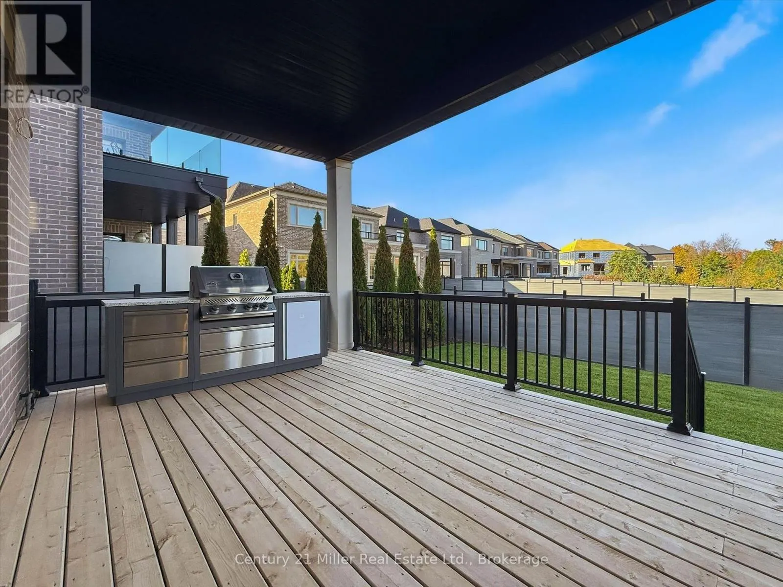 2339 HYACINTH CRESCENT