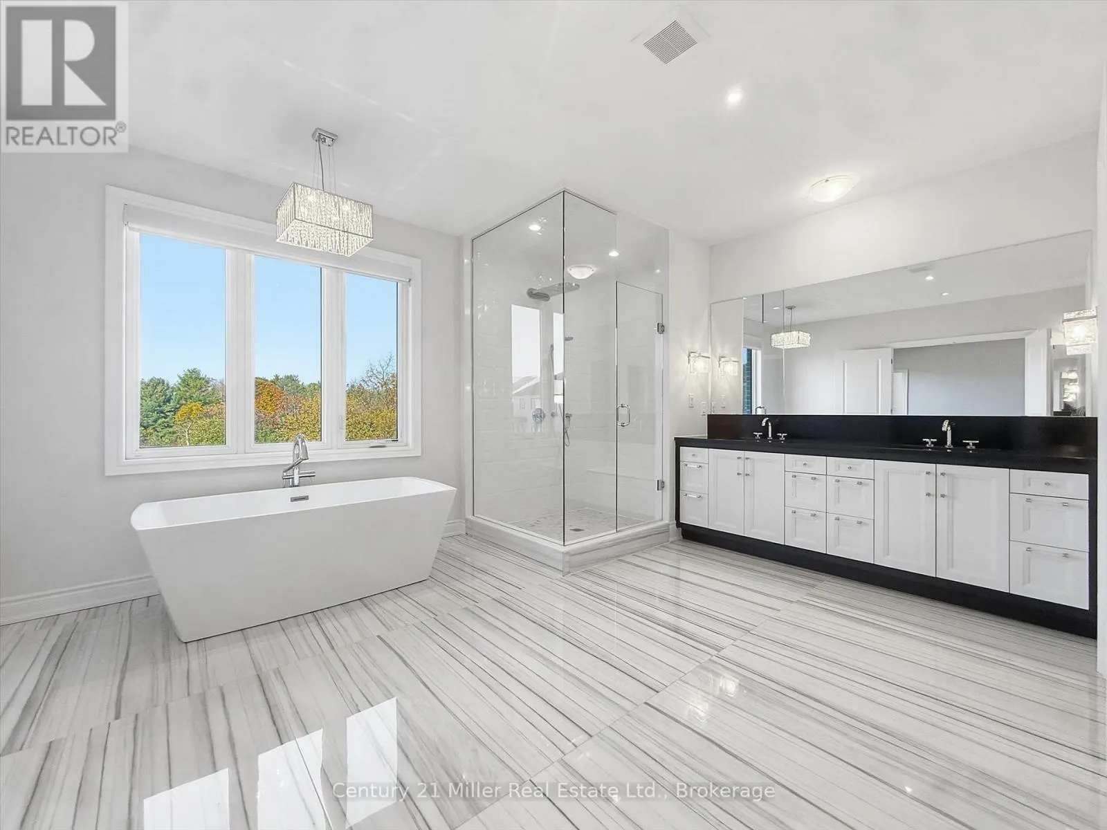 2339 HYACINTH CRESCENT