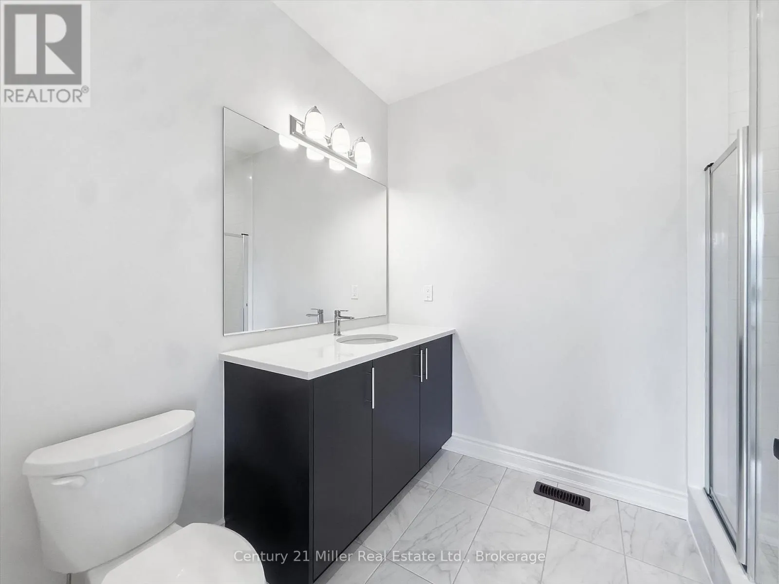 2339 HYACINTH CRESCENT