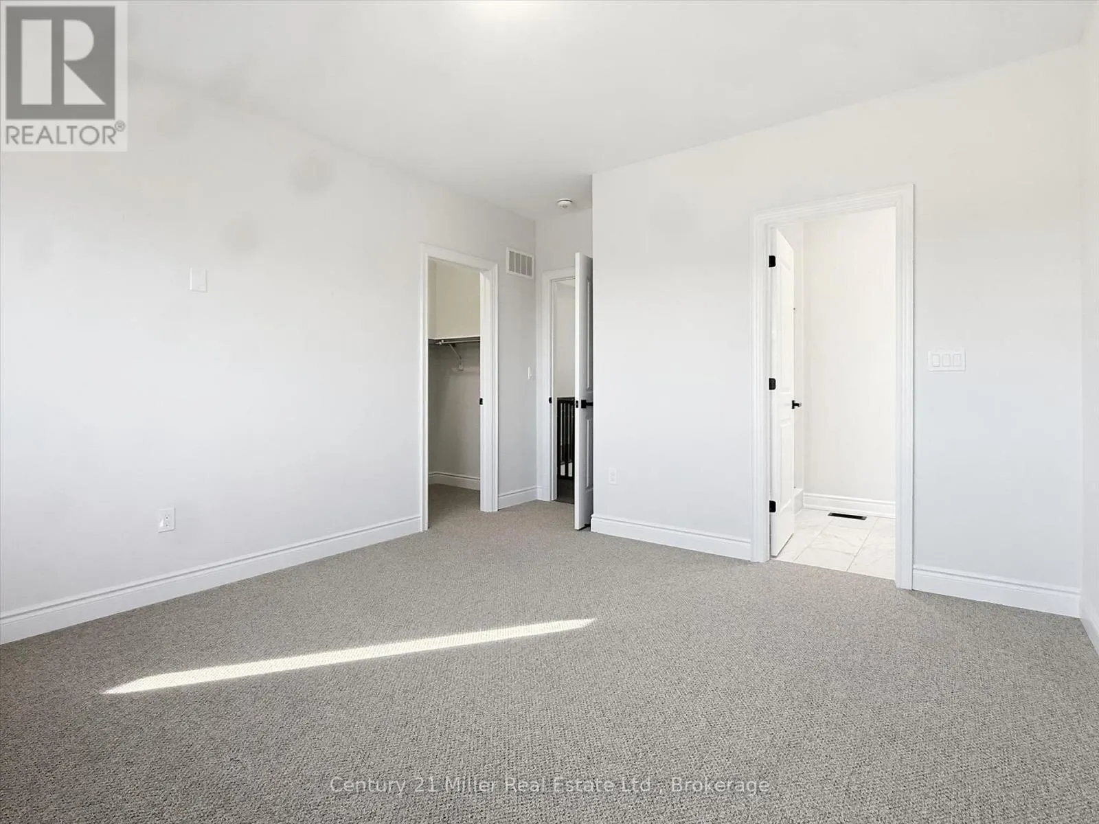2339 HYACINTH CRESCENT