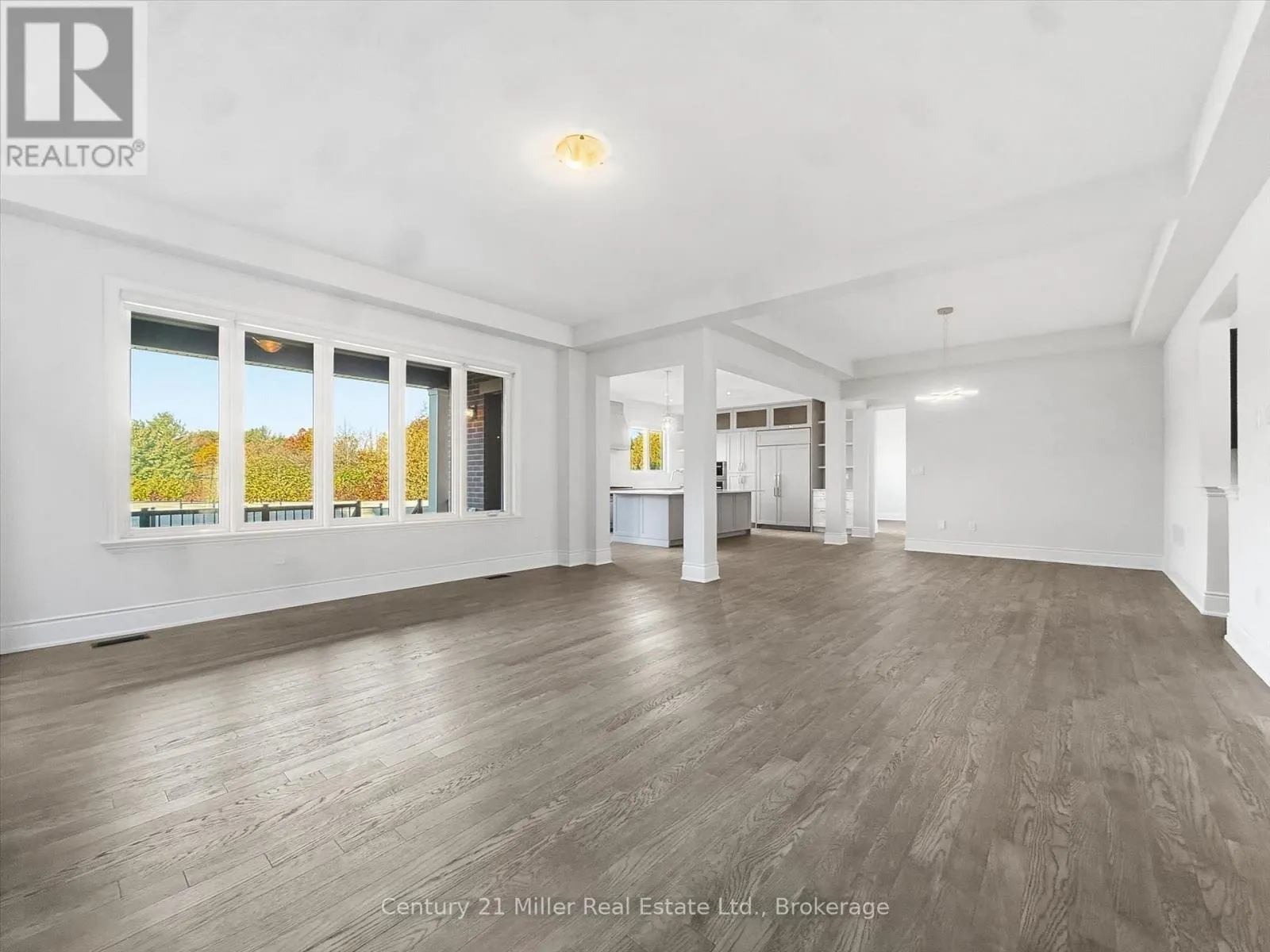 2339 HYACINTH CRESCENT