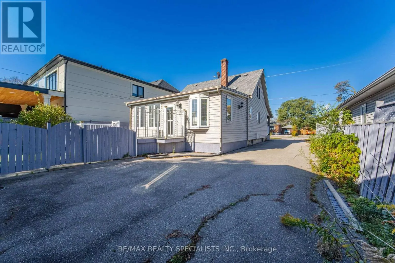 87 WOODWARD AVENUE