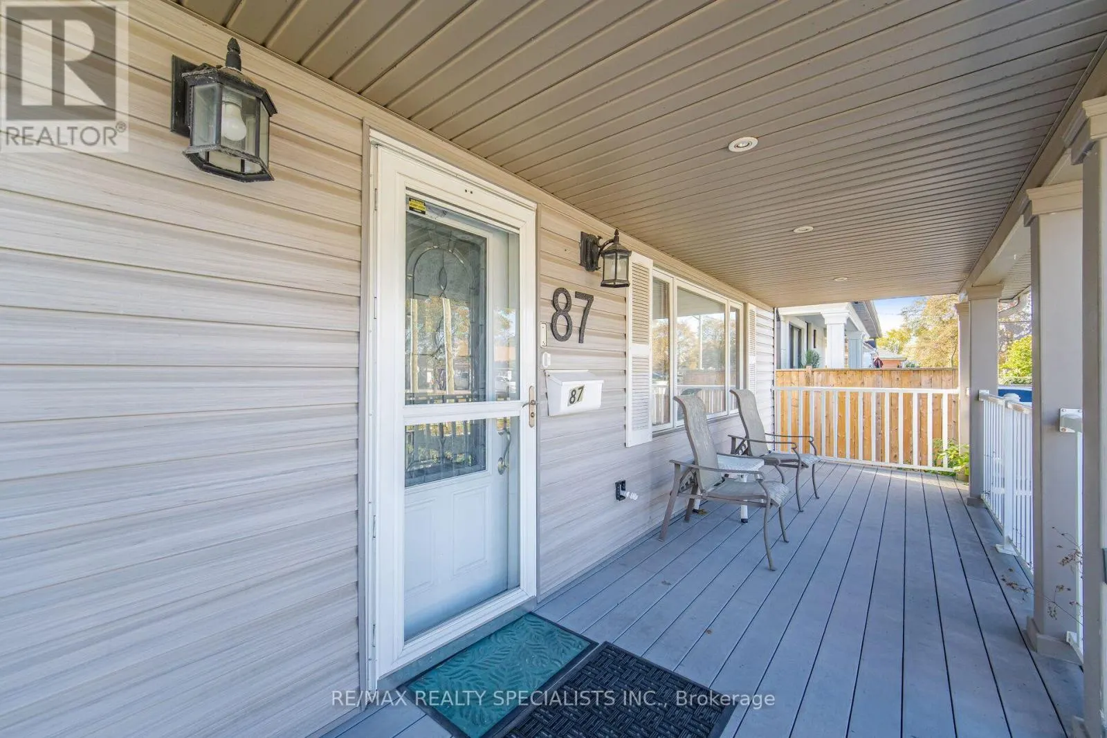 87 WOODWARD AVENUE