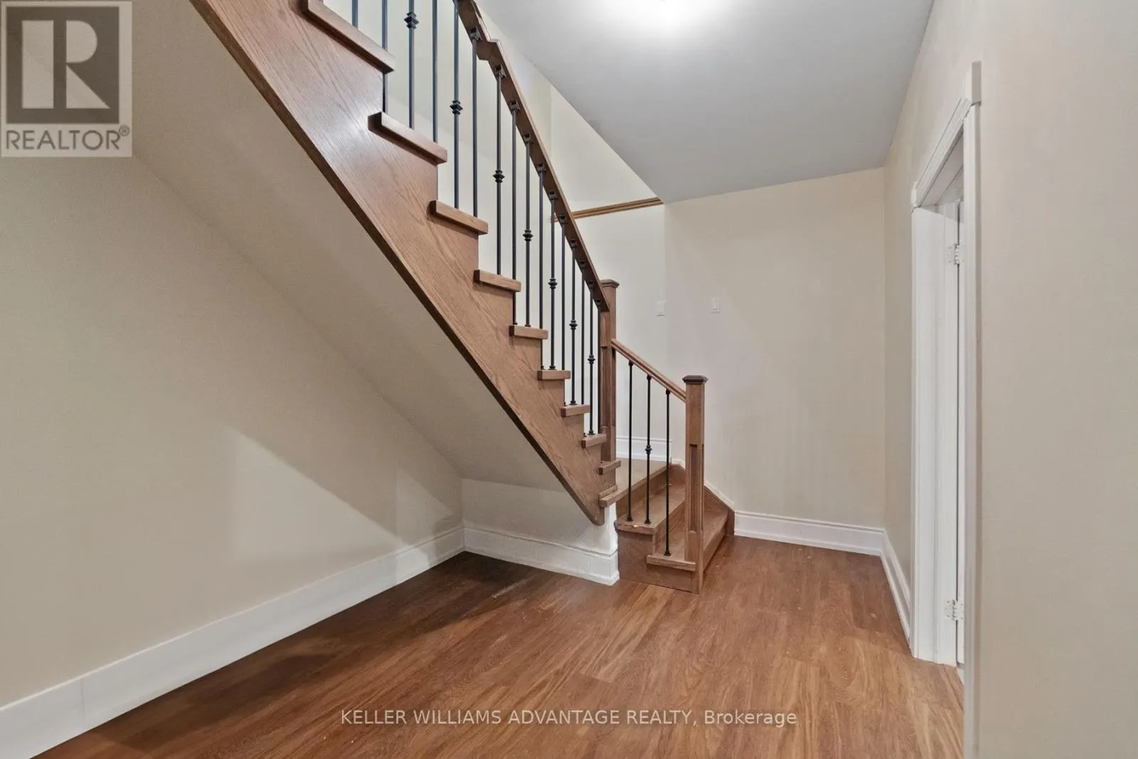 LOWER UNIT - 3100 30 SIDE ROAD