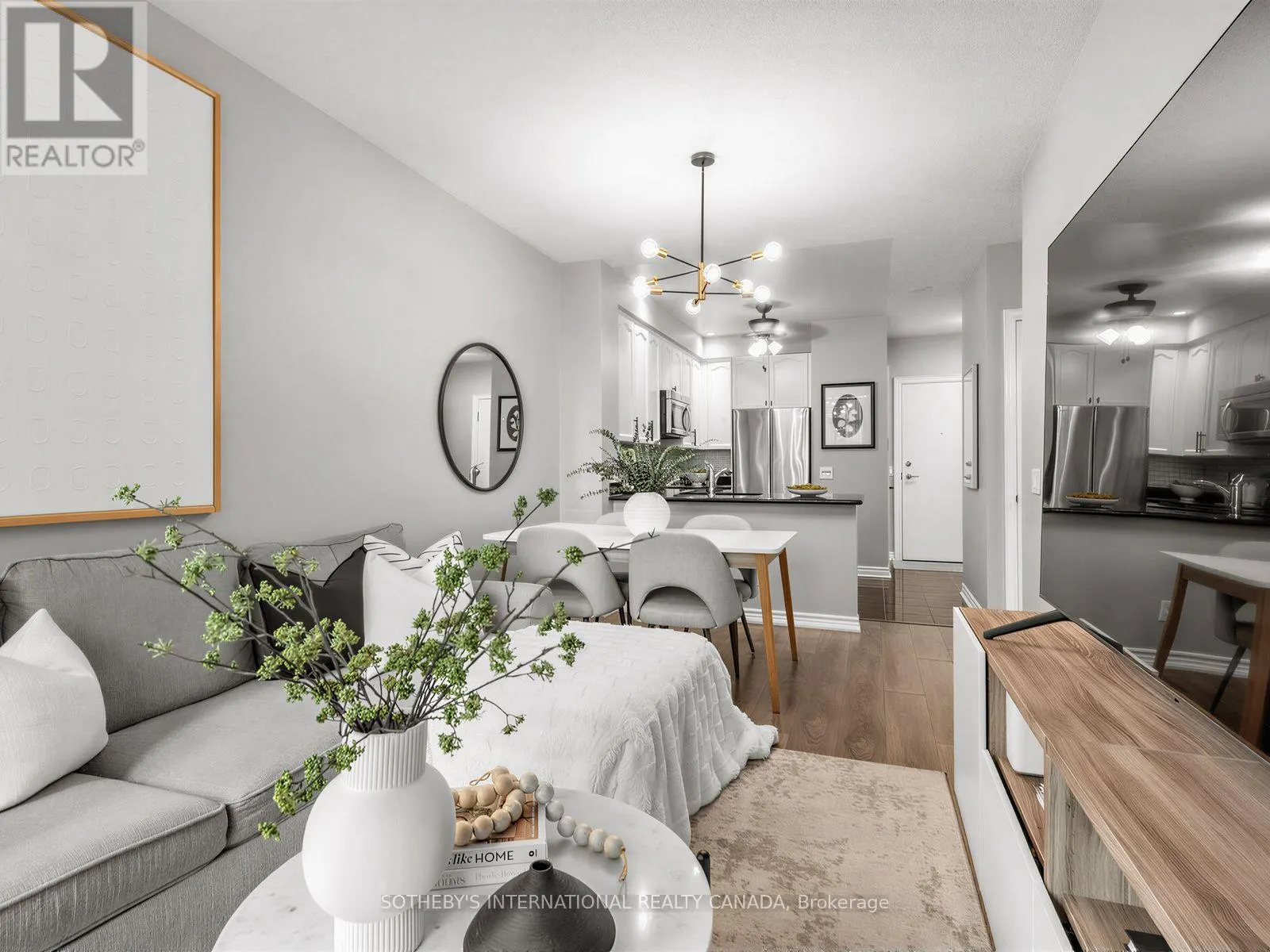 127 - 5233 DUNDAS STREET W