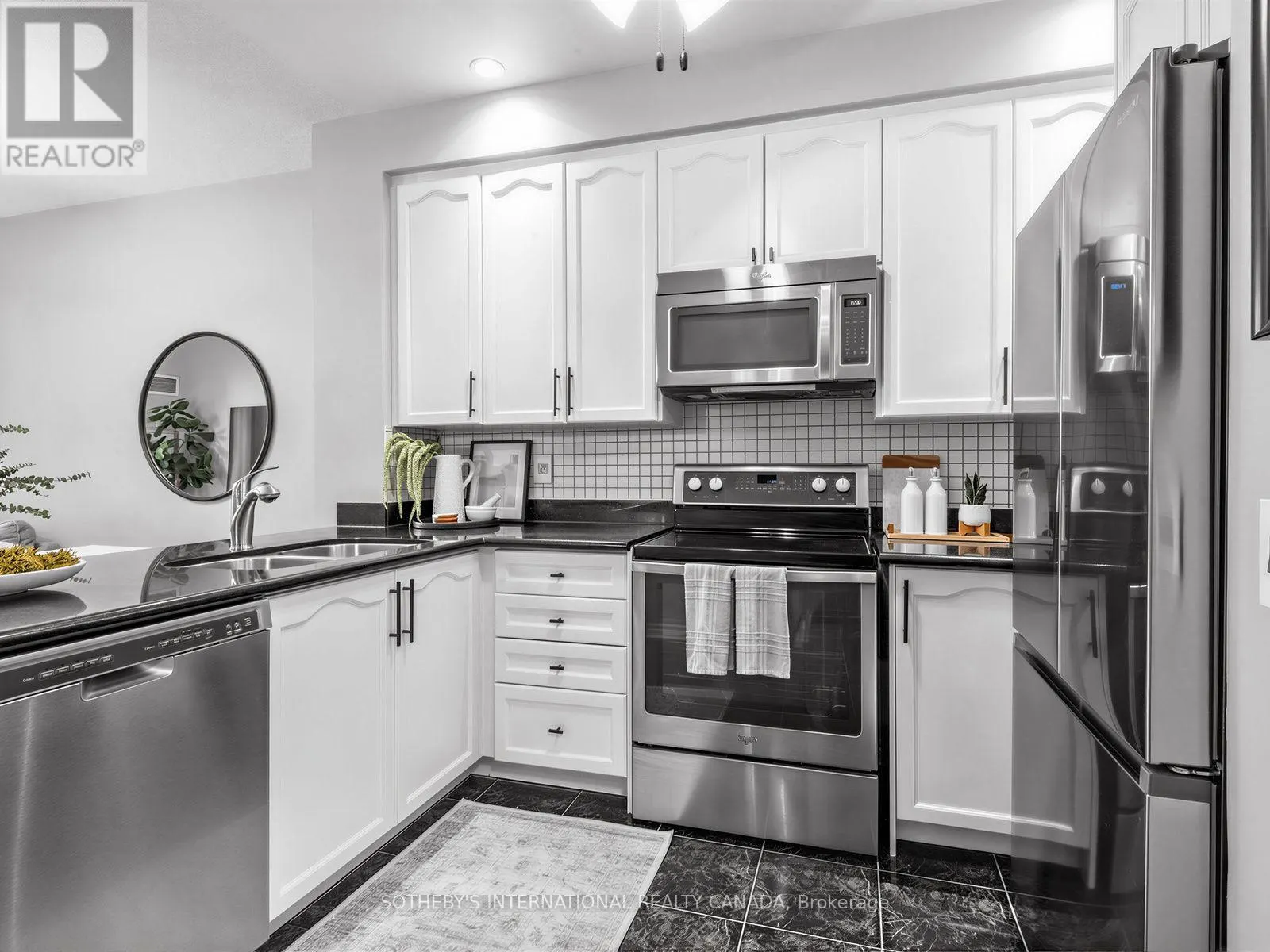 127 - 5233 DUNDAS STREET W
