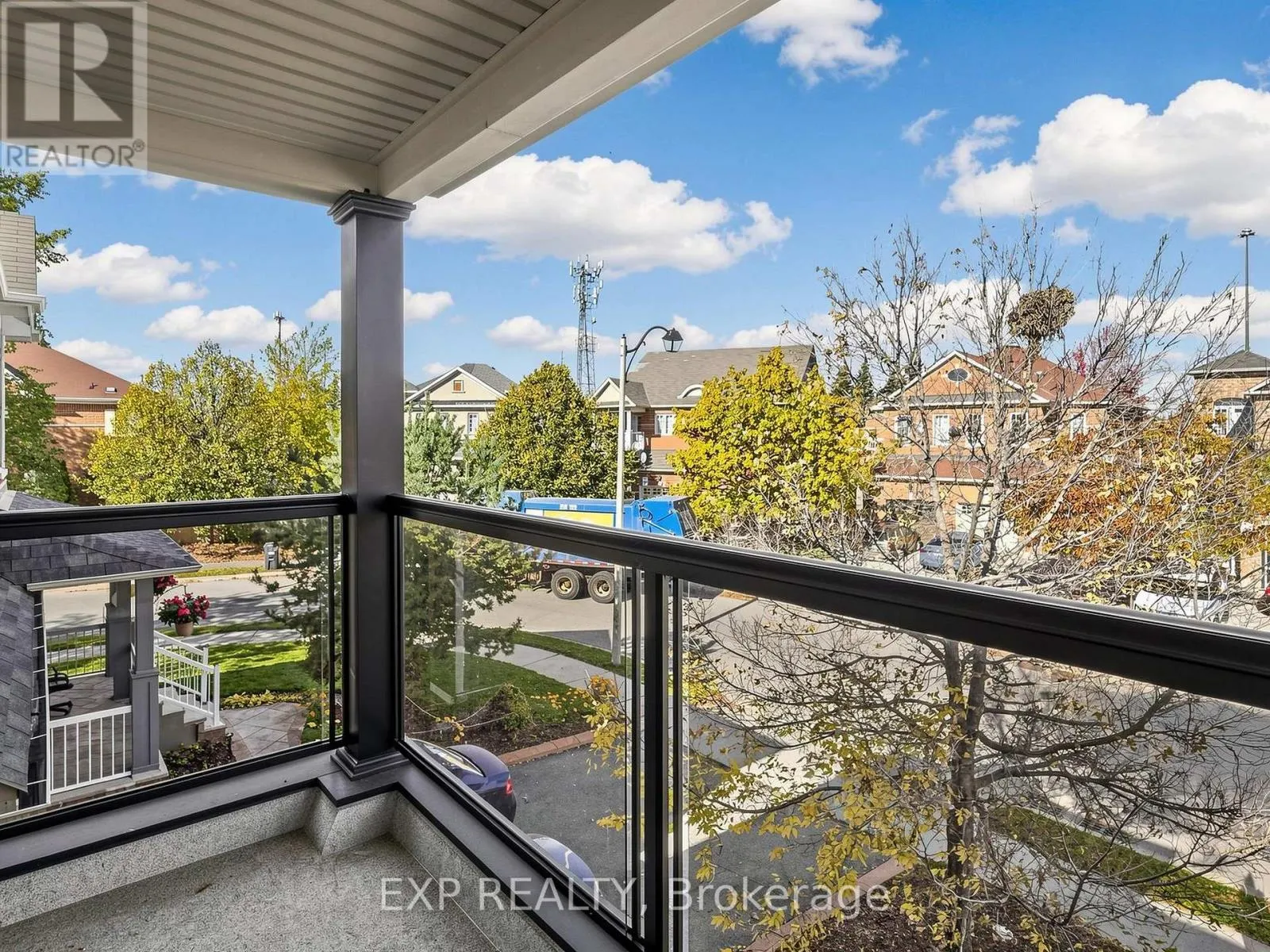 49 HARBOURTOWN CRESCENT