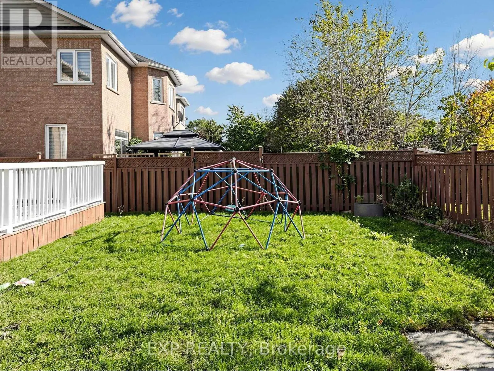 49 HARBOURTOWN CRESCENT
