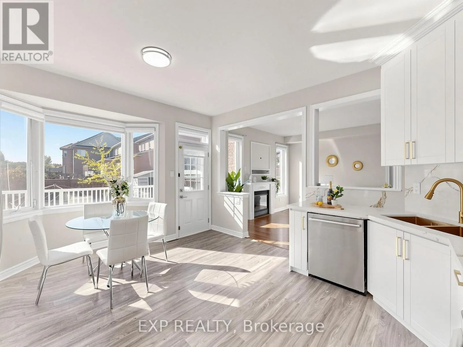 49 HARBOURTOWN CRESCENT