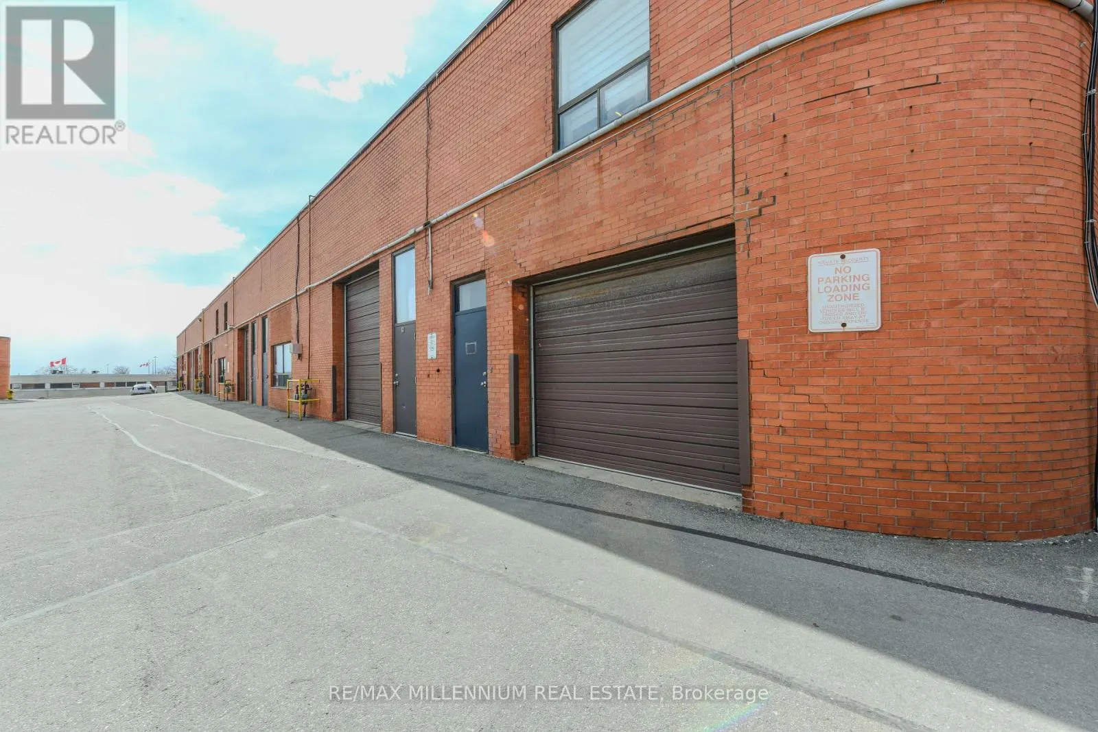64 - 750 OAKDALE ROAD