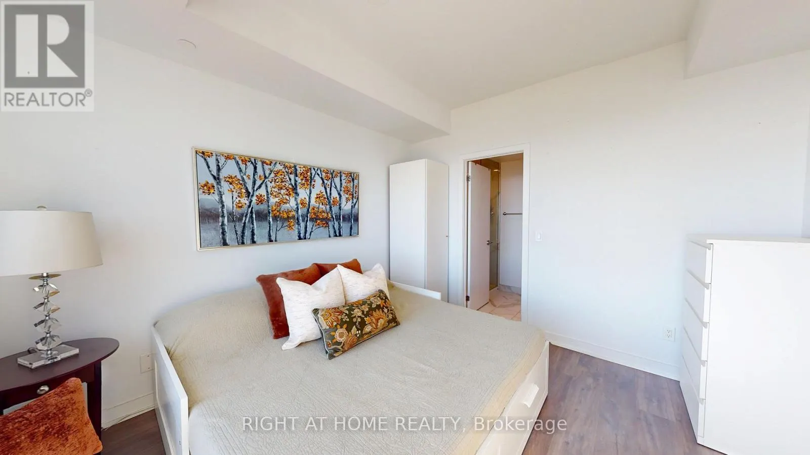 1609 - 1926 LAKE SHORE BOULEVARD W
