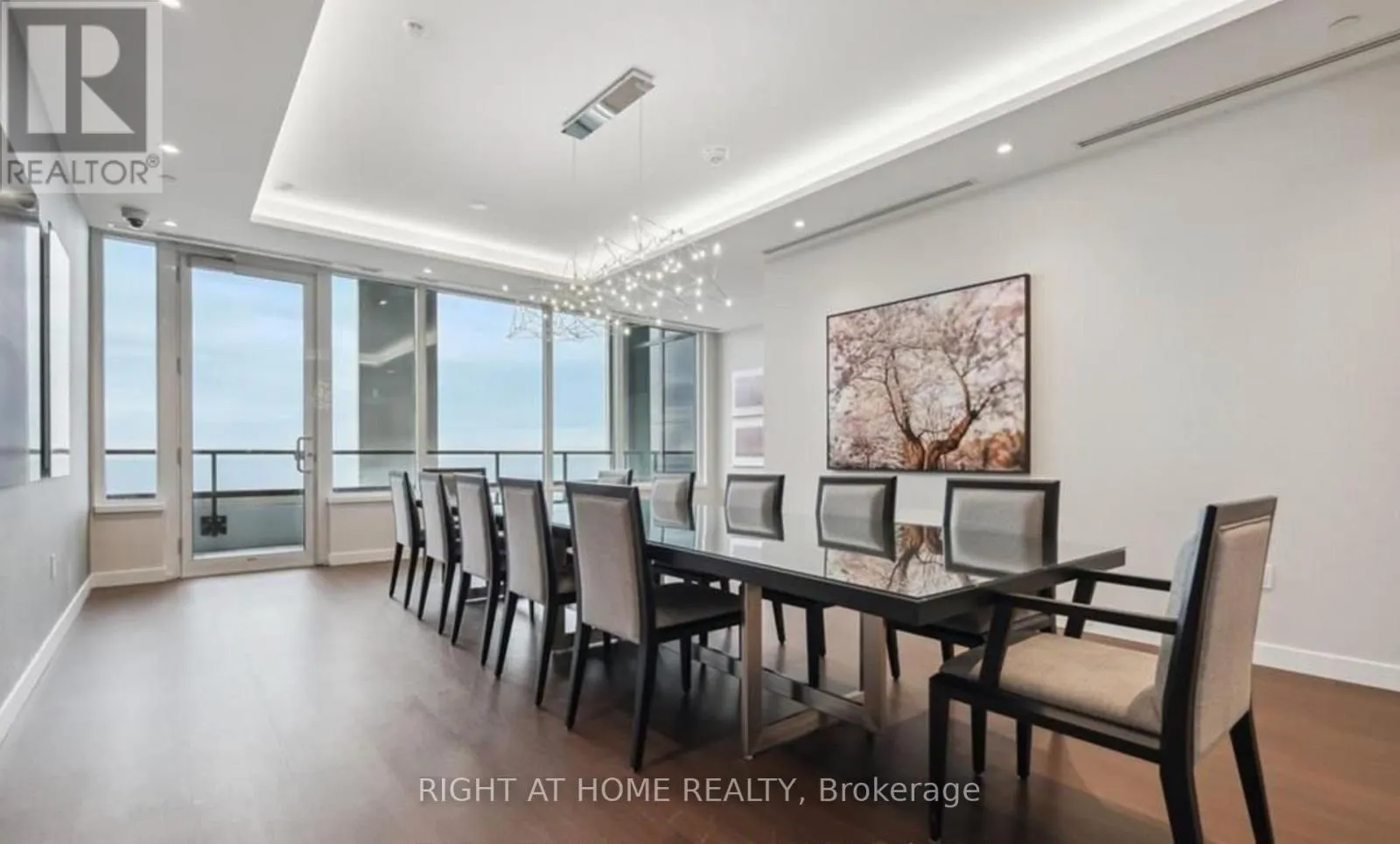 1609 - 1926 LAKE SHORE BOULEVARD W
