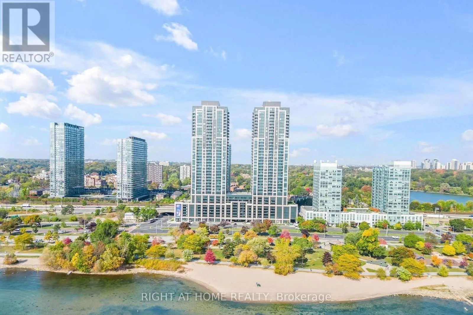 1609 - 1926 LAKE SHORE BOULEVARD W