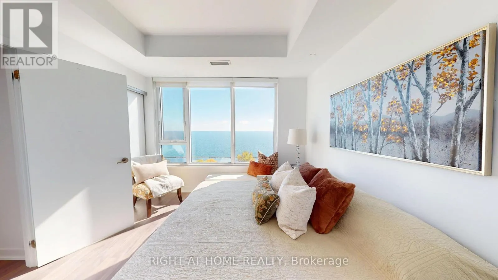1609 - 1926 LAKE SHORE BOULEVARD W