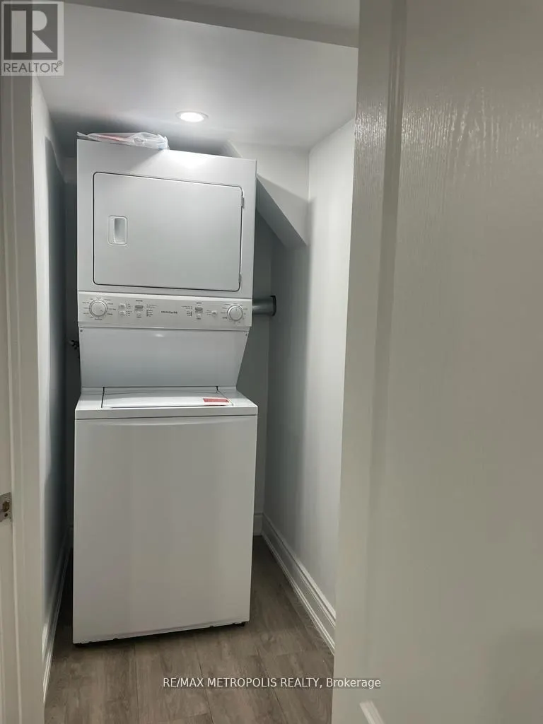 BSMT - 472 BRISDALE DRIVE