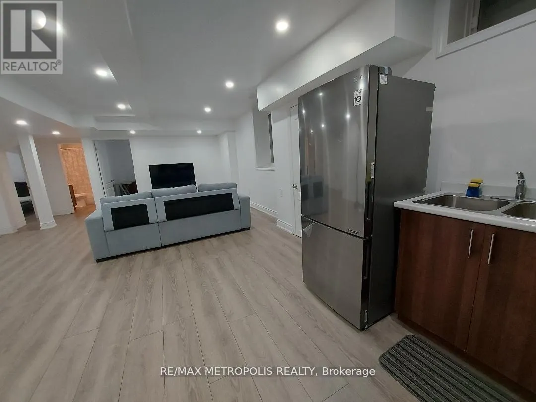 BSMT - 472 BRISDALE DRIVE