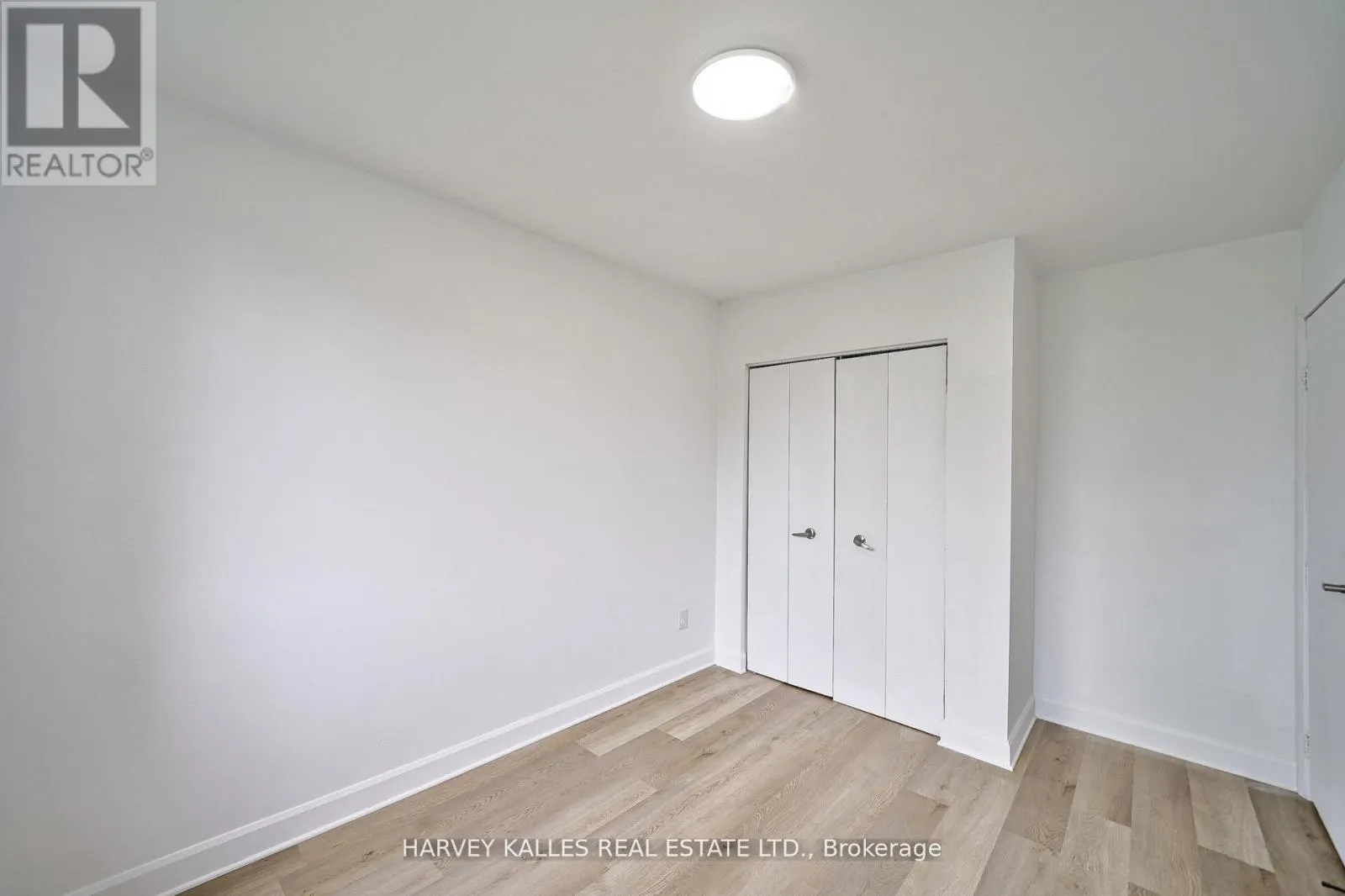 TH602 - 2012 SHEPPARD AVENUE W