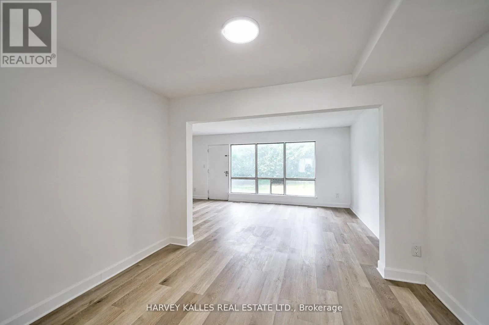 TH602 - 2012 SHEPPARD AVENUE W
