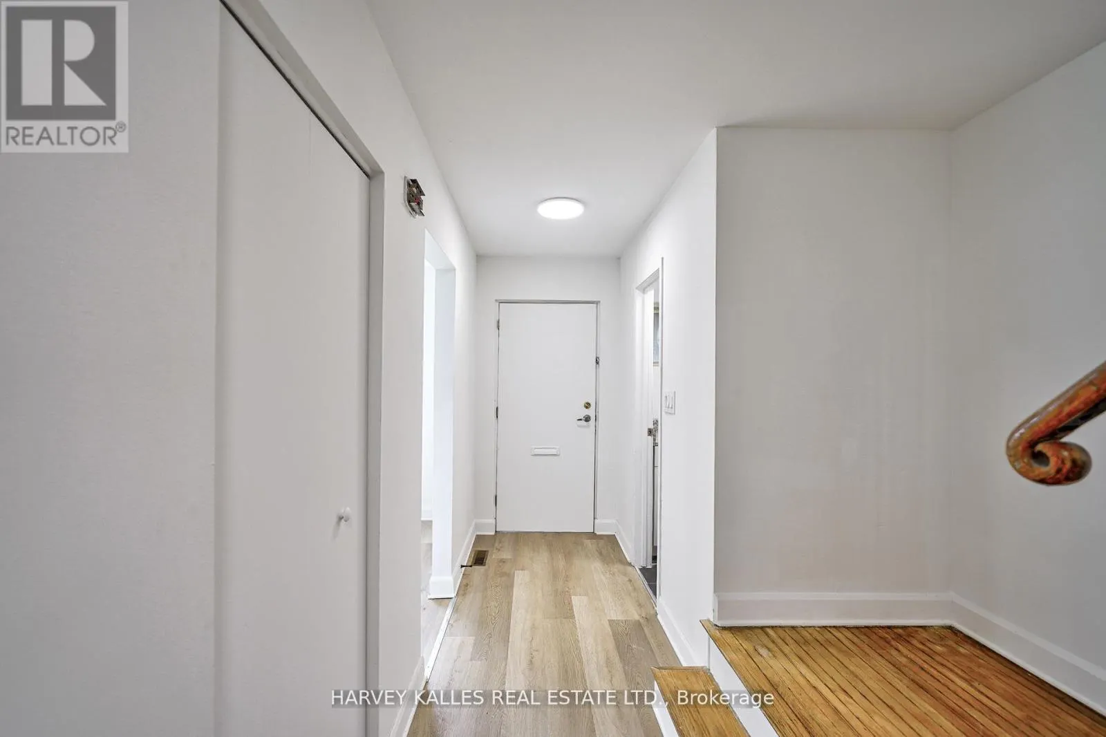 TH602 - 2012 SHEPPARD AVENUE W