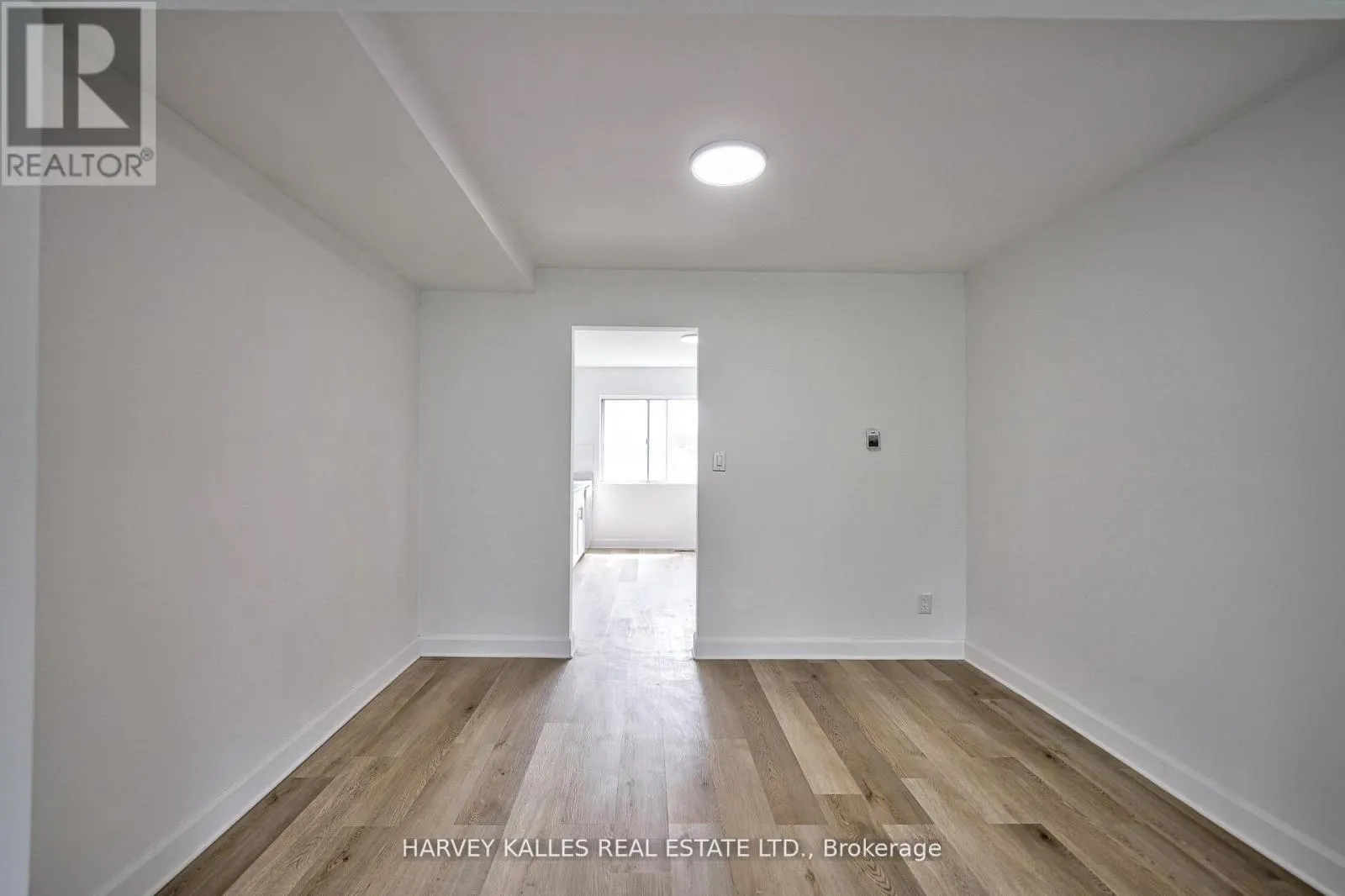 TH602 - 2012 SHEPPARD AVENUE W