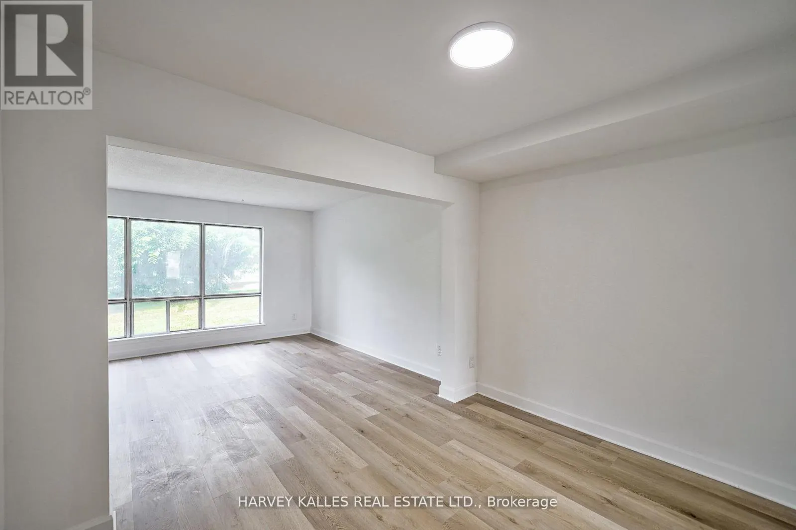 TH602 - 2012 SHEPPARD AVENUE W