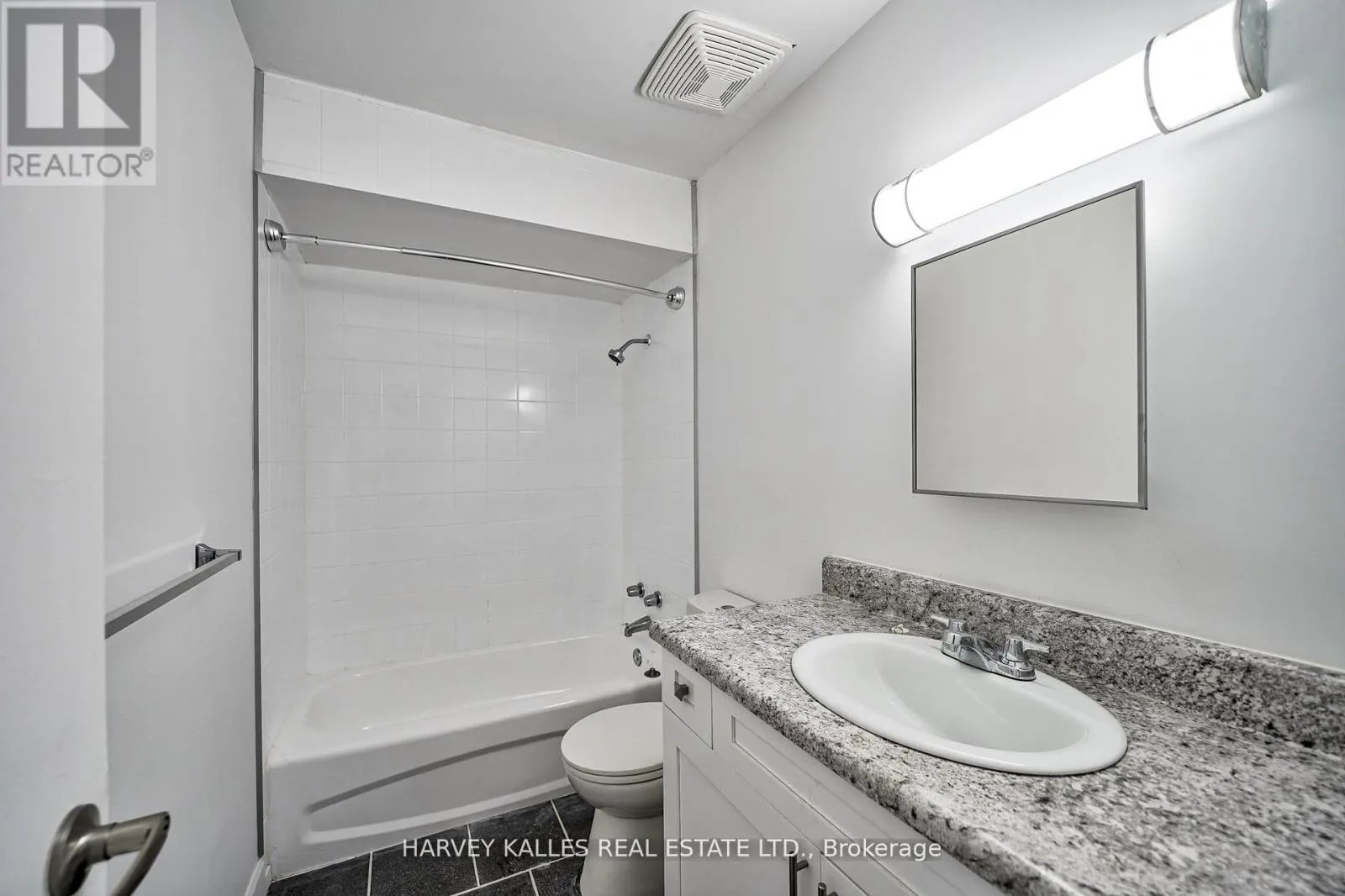 TH602 - 2012 SHEPPARD AVENUE W
