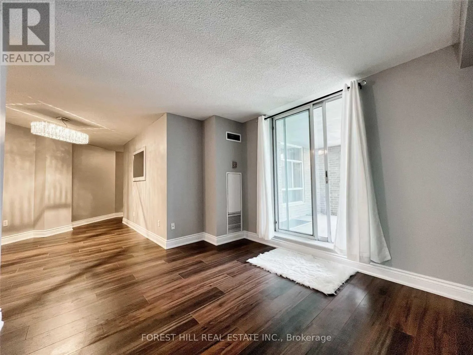 1506 - 3559 EGLINTON AVENUE