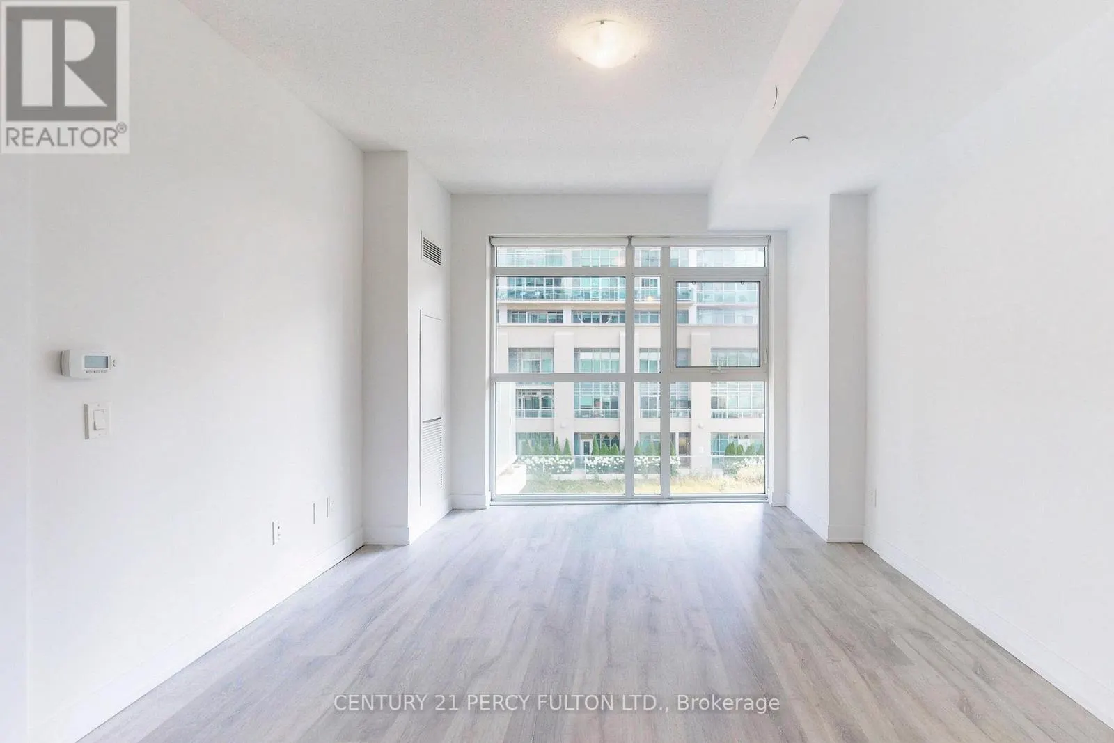 313 - 251 MANITOBA STREET